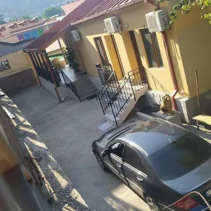 https://two-lions-hotel.alltbilisihotels.com