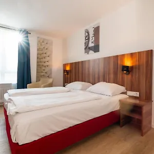 https://hotel-astor.com-bavaria.com