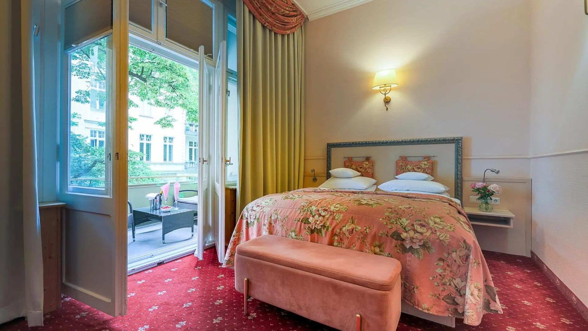 Hotel Augusta Am Kurfuerstendamm Berlim