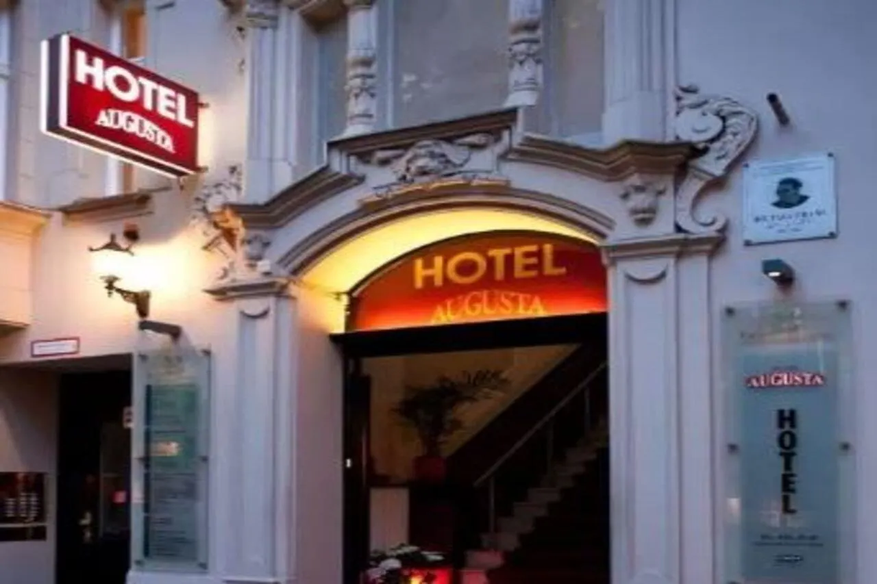ברלין Hotel Augusta Am Kurfuerstendamm 3*,  גרמניה
