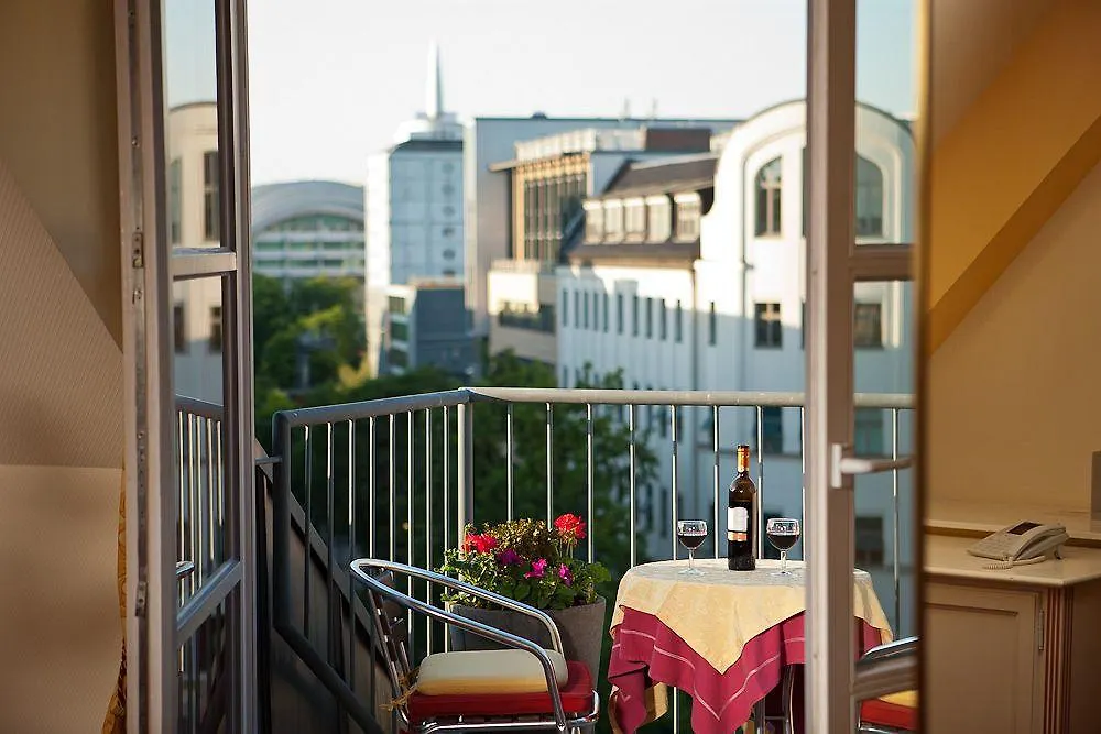Hotel Augusta Am Kurfuerstendamm Berlin 3*,